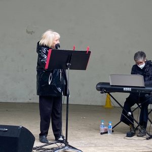 photo6017090332786800110