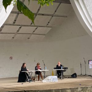 photo6017090332786800117