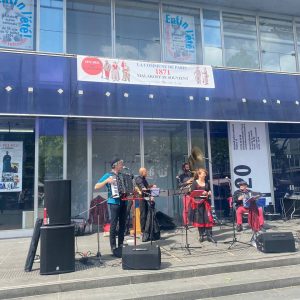 photo6017090332786800125